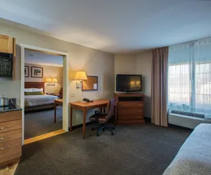 Photo 4 - Candlewood Suites Windsor Locks Bradley Arpt, an IHG Hotel