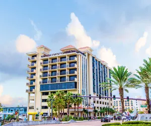 Photo 2 - Pier House 60 Clearwater Beach Marina Hotel