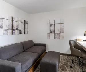 Photo 5 - SpringHill Suites Marriott Colorado Springs South