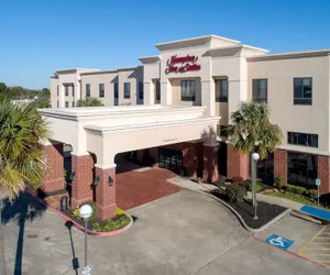 Photo 2 - Hampton Inn & Suites Port Arthur