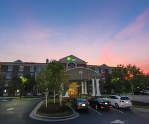 Photo 2 - Holiday Inn Express Hotel & Suites Charleston-North, an IHG Hotel