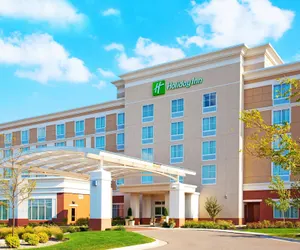 Photo 2 - Holiday Inn Battle Creek, an IHG Hotel