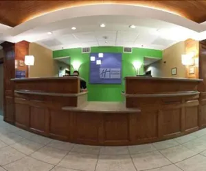 Photo 3 - Holiday Inn Express Hotel & Suites Laredo-Event Center Area, an IHG Hotel