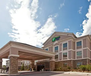 Photo 2 - Holiday Inn Express Ada, an IHG Hotel