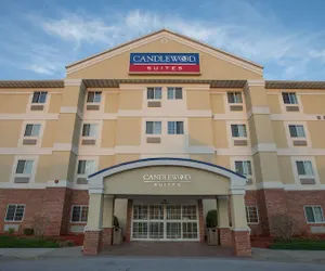 Photo 2 - Candlewood Suites Springfield, an IHG Hotel