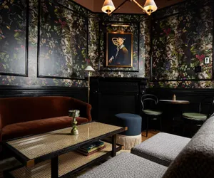 Photo 3 - The Blackbird Hotel