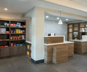 Photo 2 - Fairfield Inn & Suites by Marriott Lafayette South