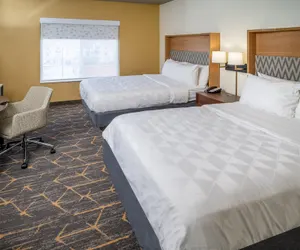 Photo 5 - Holiday Inn Hotel & Suites Beckley, an IHG Hotel