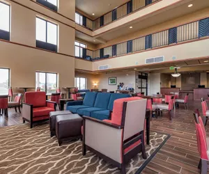 Photo 4 - Comfort Inn & Suites