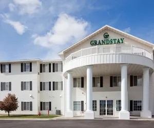 Photo 2 - GrandStay Residential Suites - Rapid City