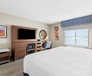 Photo 5 - Hampton Inn & Suites Farmington