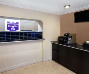 Photo 3 - Knights Inn Orlando