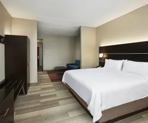 Photo 4 - Holiday Inn Express & Suites Seymour, an IHG Hotel