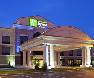 Photo 2 - Holiday Inn Express & Suites Seymour, an IHG Hotel