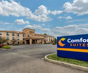 Photo 2 - Comfort Suites Dayton-Wright Patterson