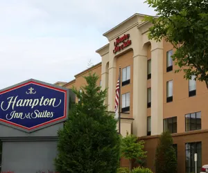 Photo 2 - Hampton Inn & Suites Paducah