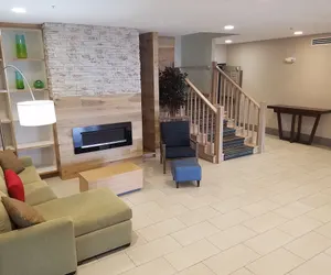 Photo 3 - Country Inn & Suites by Radisson, Washington, D.C. East - Capitol Heights, MD