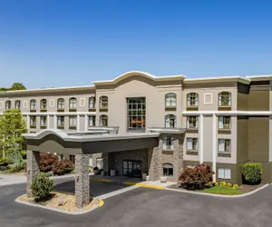 Photo 2 - La Quinta Inn & Suites by Wyndham Sevierville / Kodak