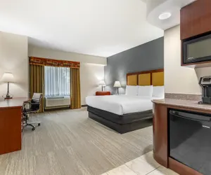 Photo 5 - Best Western Plus Waxahachie Inn & Suites
