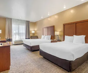 Photo 5 - Comfort Inn at Convention Center
