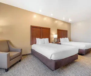 Photo 4 - Comfort Inn at Convention Center