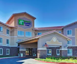 Photo 2 - Holiday Inn Express & Suites Beaumont - Oak Valley an IHG Hotel