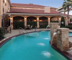 Photo 2 - TownePlace Suites by Marriott San Antonio Airport
