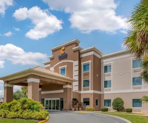 Photo 2 - Comfort Inn & Suites Wildwood - The Villages
