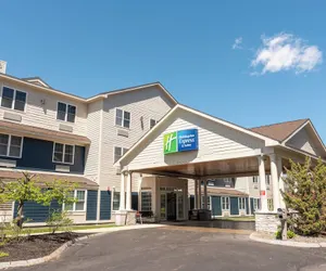 Photo 2 - Holiday Inn Express Hotel & Suites Seabrook by IHG