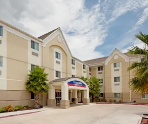 Photo 2 - Candlewood Suites Corpus Christi-Spid, an IHG Hotel