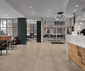 Photo 5 - Hilton Garden Inn Denver Downtown