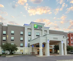 Photo 2 - Holiday Inn Express & Suites Sioux City - Southern Hills, an IHG Hotel