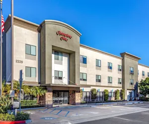 Photo 2 - Hampton Inn Carlsbad-North San Diego County