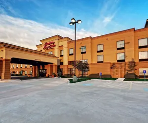 Photo 2 - Hampton Inn Suites Altus