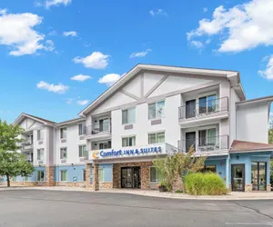 Photo 2 - Comfort Inn & Suites Glenwood Springs On The River