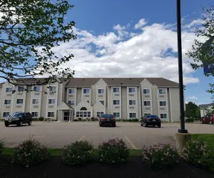 Photo 2 - Microtel Inn & Suites by Wyndham Dover