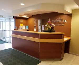 Photo 4 - Microtel Inn & Suites by Wyndham Dover