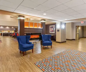 Photo 3 - Hampton Inn & Suites Merced