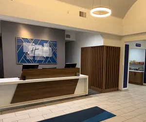 Photo 3 - Holiday Inn Express & Suites Loveland by IHG