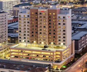 Photo 2 - Courtyard by Marriott Houston by the Galleria