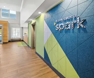 Photo 3 - Spark by Hilton Woodbridge