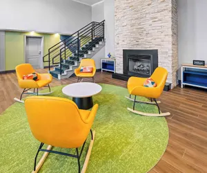 Photo 2 - Spark by Hilton Woodbridge