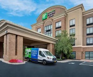 Photo 2 - Holiday Inn Express & Suites Rochester Webster, an IHG Hotel