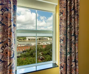 Photo 4 - Holiday Inn Express Savannah - Historic District, an IHG Hotel