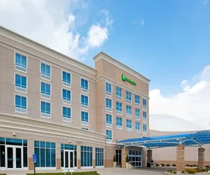 Photo 2 - Holiday Inn Toledo-Maumee (I-80/90), an IHG Hotel