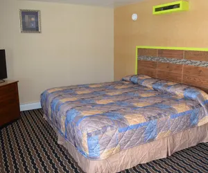 Photo 2 - Carleton Circle Motel Falmouth