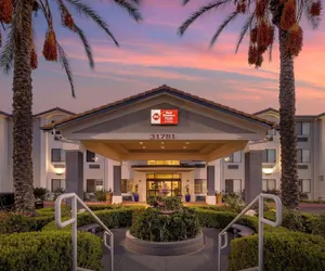 Photo 2 - Best Western Plus Lake Elsinore Inn & Suites