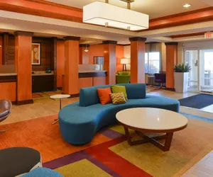 Photo 2 - Fairfield Inn & Suites by Marriott Bloomington