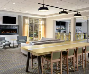 Photo 2 - Holiday Inn Raleigh-Durham Airport by IHG