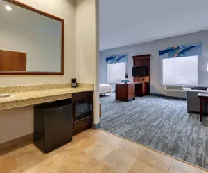 Photo 5 - Hampton Inn & Suites Dallas-Arlington-South